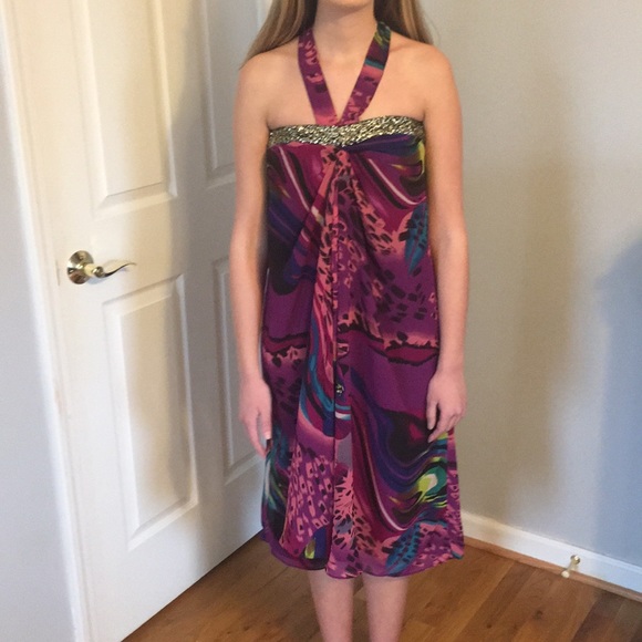 Women’s Authentic Icon Halter Style Dress Size Sm - Picture 7 of 8